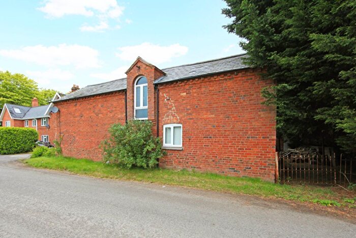 2 Bedroom Property To Rent In Wappenshall, Telford, TF6