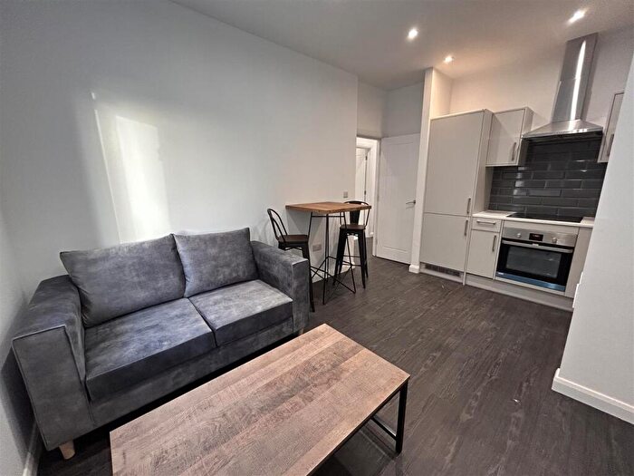 1 Bedroom Apartment To Rent In Spectrum House, East Parade, Bradford, BD1