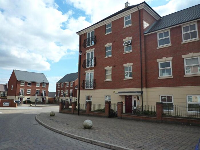 2 Bedroom Flat To Rent In Coton Meadows., CV23