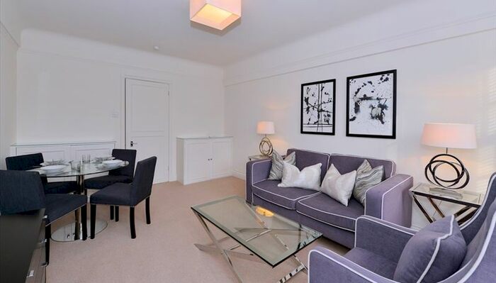 2 Bedroom Flat To Rent In Pelham Court, Fulham Road, SW3
