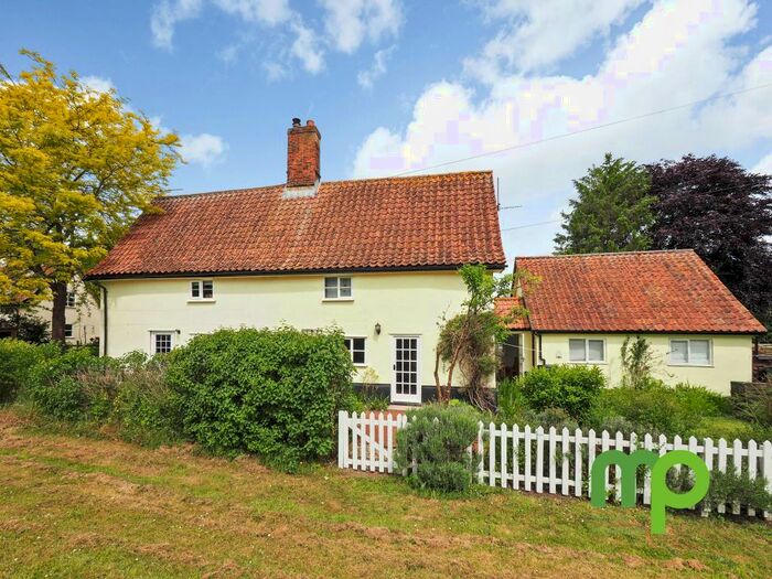 3 Bedroom Cottage For Sale In Green Lane, Quidenham, NR16