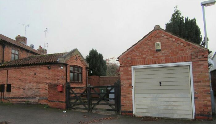 2 Bedroom Cottage To Rent In Sheppards Row, Southwell, NG25
