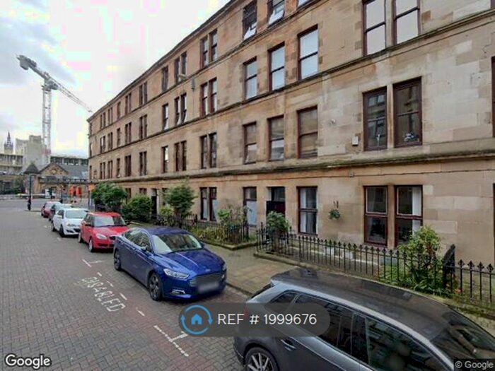 2 Bedroom Flat To Rent In White Street, Glasgow, G11