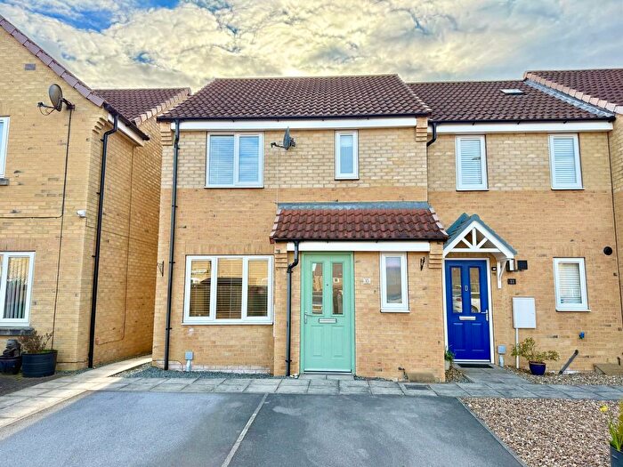 3 Bedroom Semi Detached House To Rent In Avocet Close, Hornsea, HU18