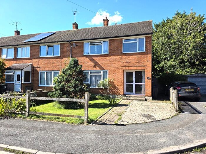 3 Bedroom End Of Terrace House To Rent In Coronation Drive, Great Chart, Ashford, TN23
