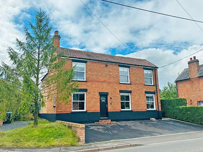 4 Bedroom Detached House For Sale In Coventry Road, Pailton, Rugby, CV23