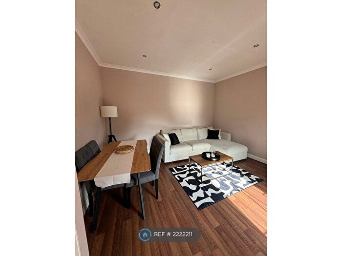 1 Bedroom Flat To Rent In Temple Road, Glasgow, G13