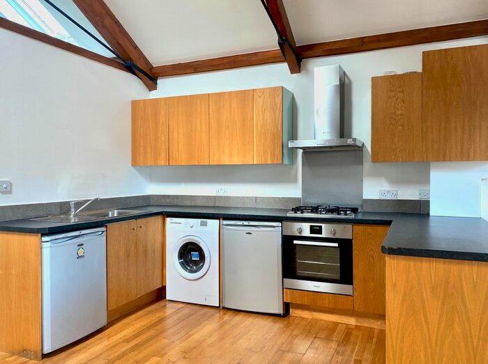 2 Bedroom Flat To Rent In Coate Street, Bethnal Green, E2