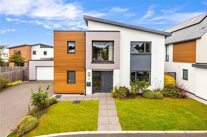 4 Bedroom Detached House For Sale In Edmunds Way, Exeter, Devon, EX2