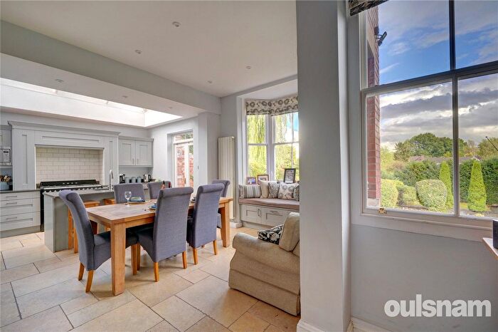 4 Bedroom Detached House For Sale In Corbett Avenue, Droitwich, Worcestershire, WR9