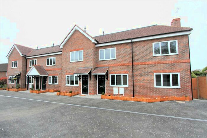 3 Bedroom House To Rent In Warren Road, Worthing, BN14