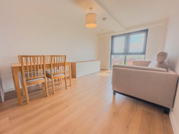 2 Bedroom Flat To Rent In Victoria Riverside, Atkinson Street, Leeds, LS10