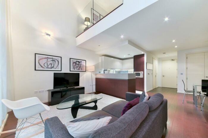 2 Bedroom Flat To Rent In Baltimore Wharf, Canary Wharf, London, E14