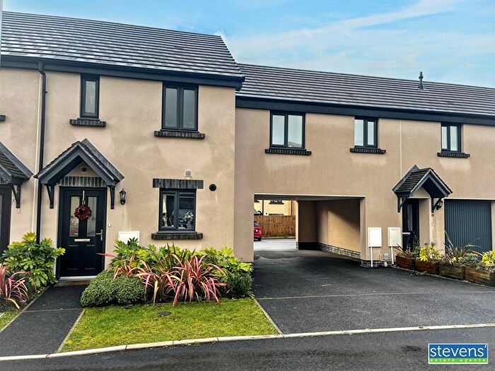 2 Bedroom Link Detached House For Sale In Charlottes Lane, Okehampton, EX20