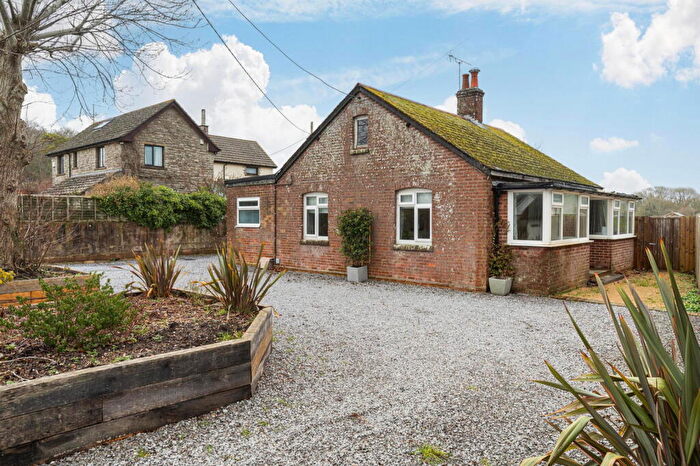 3 Bedroom Detached Bungalow For Sale In Knighton Lane, Broadmayne, DT2
