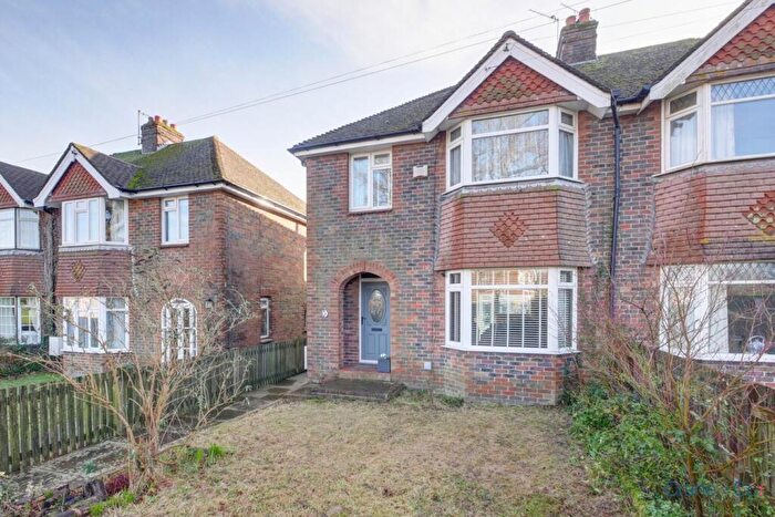 3 Bedroom Semi-Detached House For Sale In Hawks Road, Hailsham, BN27