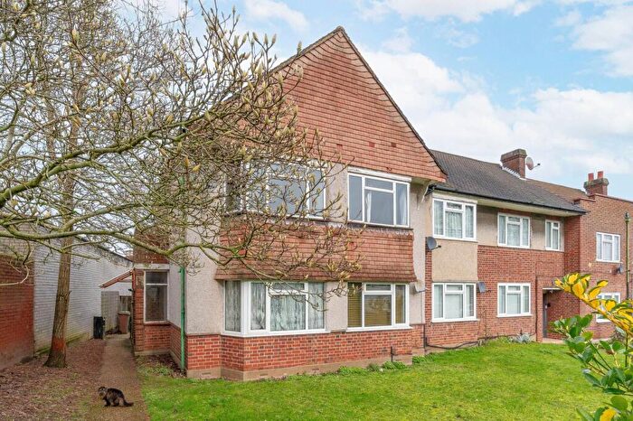 2 Bedroom Maisonette To Rent In Stanley Park Road, Carshalton, SM5