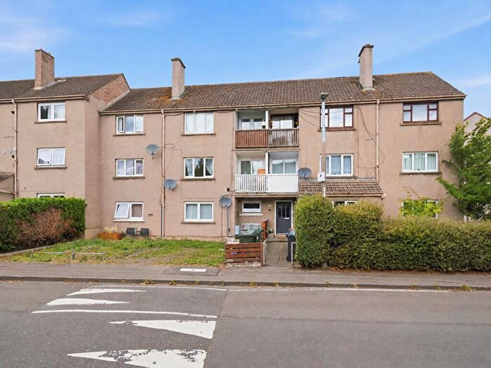 2 Bedroom Flat For Sale In / Captains Drive, Liberton, Edinburgh, EH16