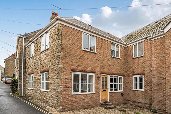 1 Bedroom Apartment For Sale In Chancery Lane, Bridport, DT6
