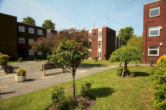 2 Bedroom Apartment To Rent In Verdala Park, Calderstones, Liverpool, Merseyside, L18