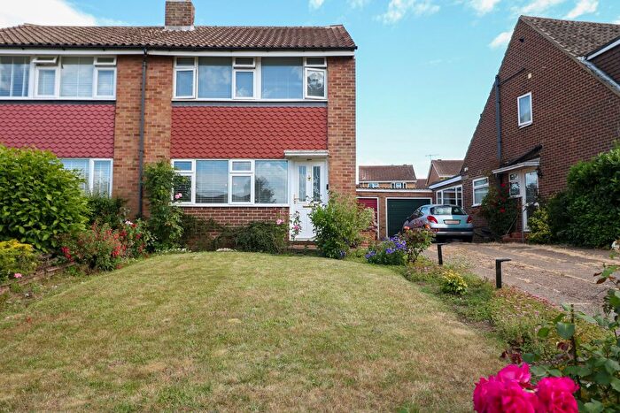 3 Bedroom Semi Detached House For Sale In Ashenden Close, Canterbury, CT1