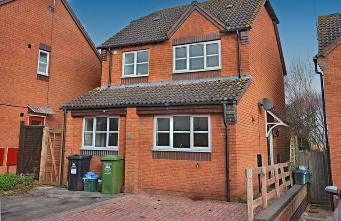 3 Bedroom Detached House To Rent In Blenheim Drive, Newent, Gloucestershire, GL18