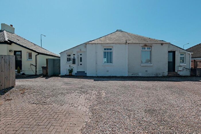 1 Bedroom Cottage For Sale In Greenrigg Cottage, Harthill, North Lanarkshire, ML7