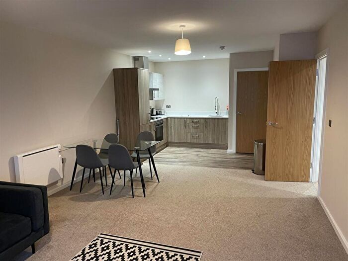 1 Bedroom Apartment To Rent In The Cartwright, Spinners Mill, M4
