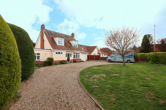 4 Bedroom Detached House For Sale In Grove Hill, Belstead, IP8