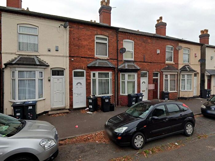 2 Bedroom House To Rent In James Turner Street, Birmingham, B18