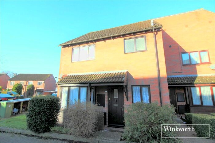1 Bedroom End Of Terrace House To Rent In Webber Close, Elstree, Hertfordshire WD6