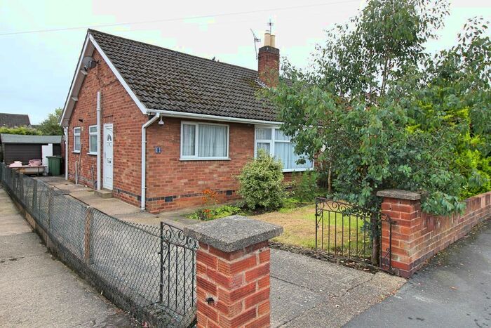 2 Bedroom Semi-Detached Bungalow To Rent In Sussex Road, South Wigston, Leicester, LE18