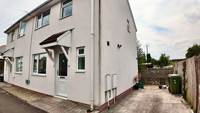 2 Bedroom Semi-Detached House To Rent In East Avenue, Bedwas, CF83