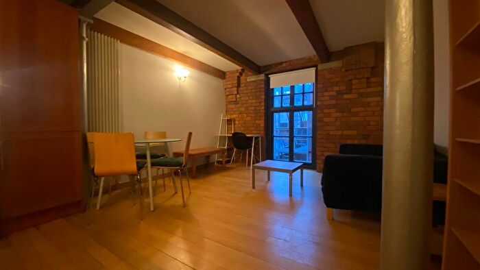 2 Bedroom Flat To Rent In Model Lodging House, Bloom Street, Salford, M3