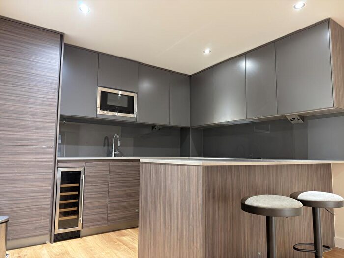 2 Bedroom Flat To Rent In Empire House, East Drive, London, [Ref: AVE], NW9