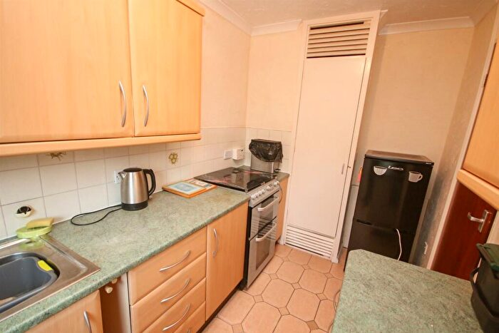 2 Bedroom Flat For Sale In Greenside Court, Monton Road, Monton, M30