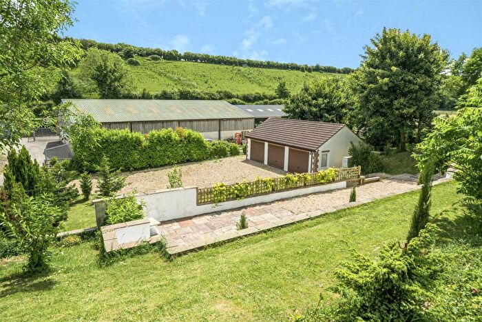 4 Bedroom Detached House For Sale In Martinstown, Dorchester, DT2