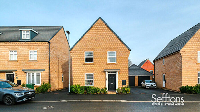 4 Bedroom Detached House For Sale In Metcalf Road, Rackheath, Norwich, Norfolk, NR13