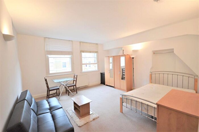 Studio To Rent In Royal College Street, Camden, NW1