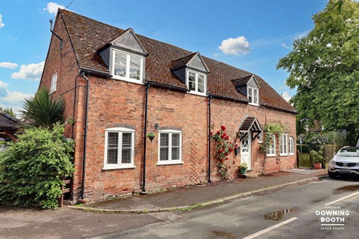 5 Bedroom Cottage For Sale In The Square, Elford, Tamworth, B79