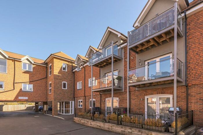 2 Bedroom Apartment To Rent In Connaught Road, Brookwood, GU24