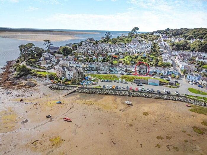 3 Bedroom Terraced House For Sale In Ivy Terrace, Borth-Y-Gest, LL49
