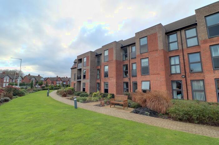 1 Bedroom Flat For Sale In Deans Park Court, Kingsway, Stafford, ST16