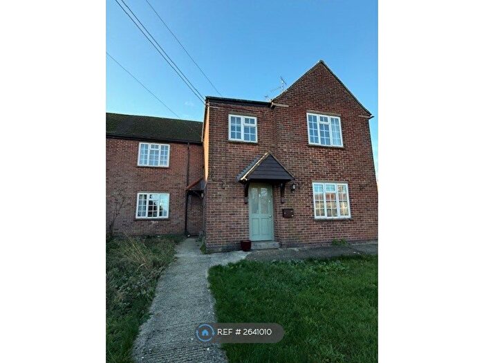 2 Bedroom Maisonette To Rent In The Flats, Chilton, Aylesbury, HP18