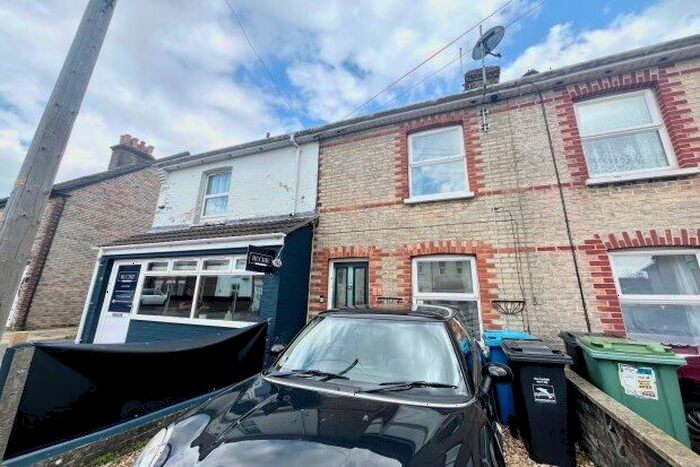 2 Bedroom Terraced House To Rent In Victoria Road, Poole, BH12