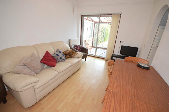 5 Bedroom Detached House To Rent In Bingham Road, Winton, Bournemouth, BH9