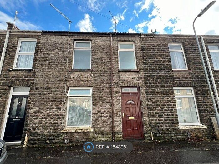 3 Bedroom Terraced House To Rent In Regent Street East, Neath, SA11