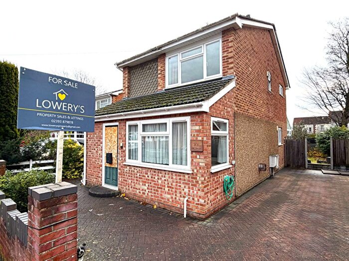 3 Bedroom Detached House For Sale In Exmouth Road, Gosport, PO12