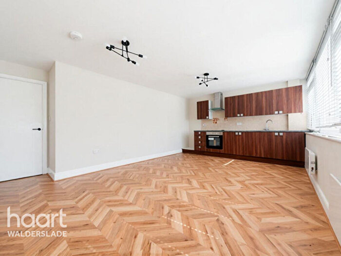 2 Bedroom Apartment To Rent In Roman Square, Sittingbourne, ME10
