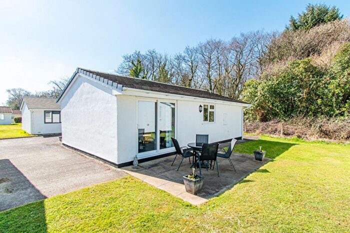 2 Bedroom Detached Bungalow For Sale In Rosecraddoc, Liskeard, PL14